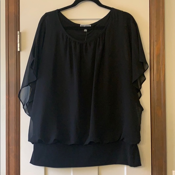 jm collection flutter sleeve top